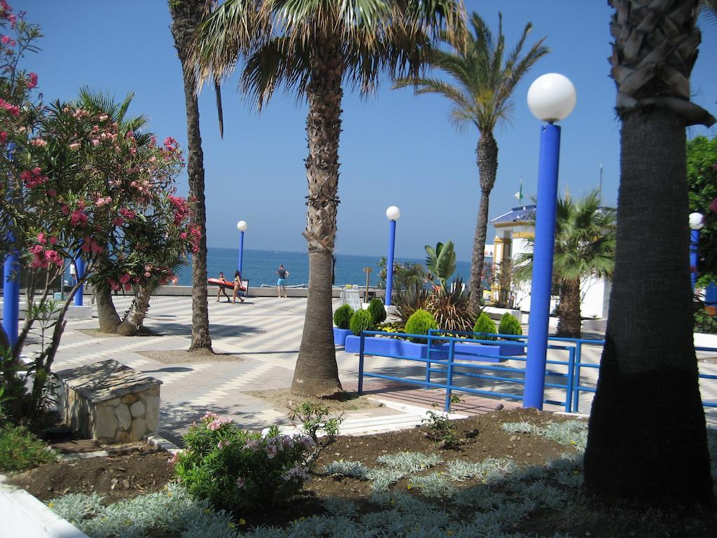 Apartamentos Intercentro Torrox-Costa Екстер'єр фото