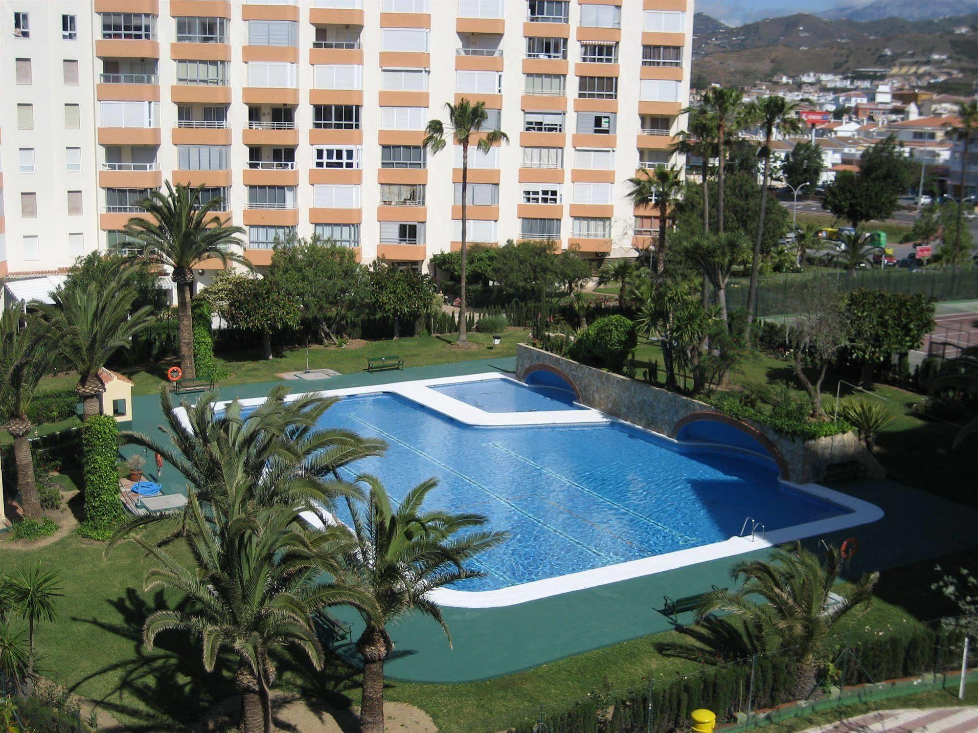 Apartamentos Intercentro Torrox-Costa Екстер'єр фото