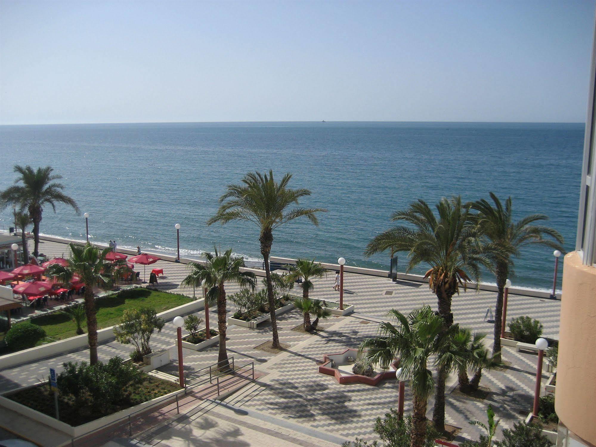 Apartamentos Intercentro Torrox-Costa Екстер'єр фото